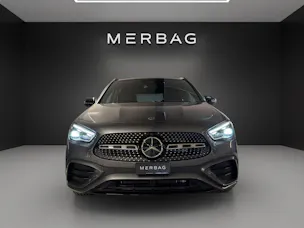 MERCEDES-BENZ GLA 200 Night Star