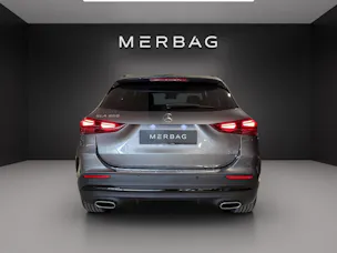 MERCEDES-BENZ GLA 200 Night Star