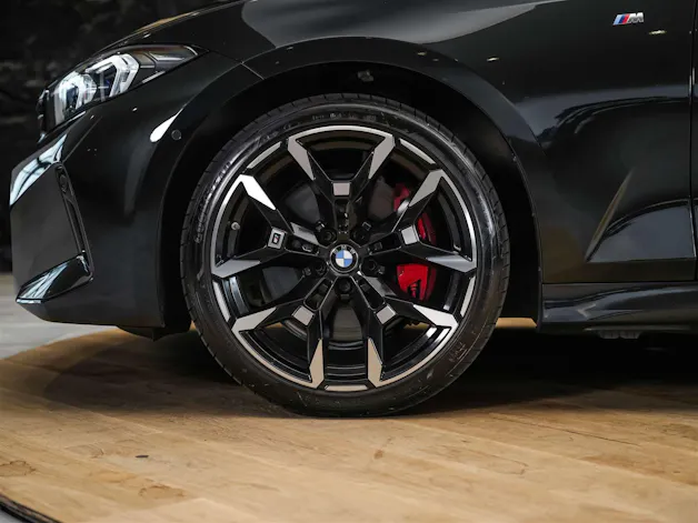 BMW M340i xDrive Steptronic M Sport Pro *Facelift*Werksgarantie*Lenkradheizung*Head Up Display*360° Kamera*