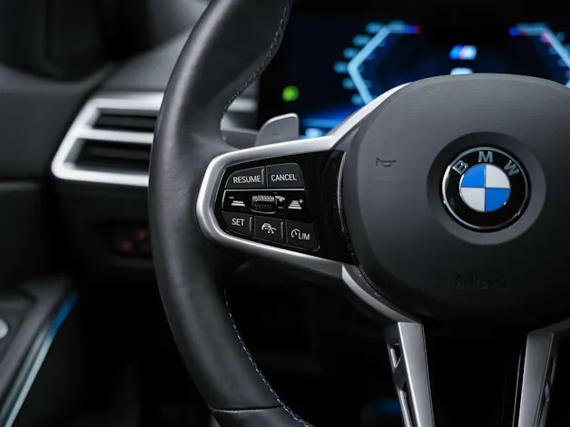 BMW M340i xDrive Steptronic M Sport Pro *Facelift*Werksgarantie*Lenkradheizung*Head Up Display*360° Kamera*