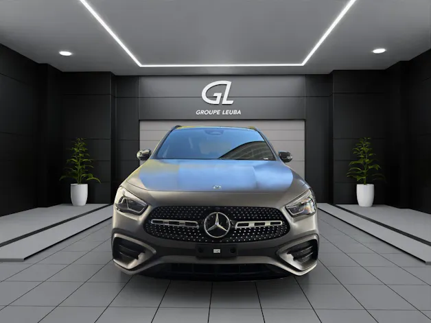 MERCEDES-BENZ GLA 200 Night Star 7G-DCT