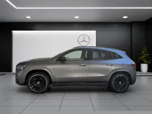 MERCEDES-BENZ GLA 200 Night Star 7G-DCT
