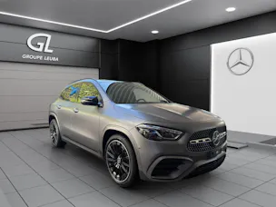 MERCEDES-BENZ GLA 200 Night Star 7G-DCT