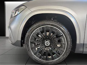 MERCEDES-BENZ GLA 200 Night Star 7G-DCT