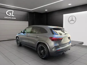 MERCEDES-BENZ GLA 200 Night Star 7G-DCT