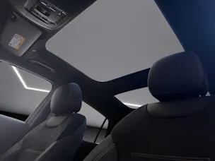 MERCEDES-BENZ GLA 200 Night Star 7G-DCT