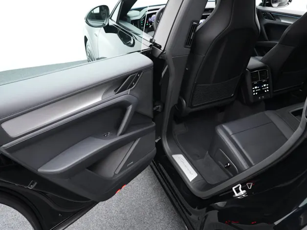 PORSCHE Cayenne S Coupé Electric