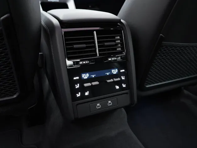 PORSCHE Cayenne S Coupé Electric