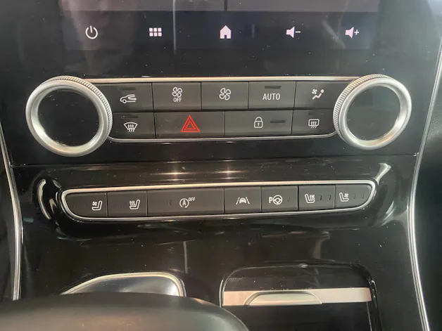 RENAULT Espace 2.0 dCi Initiale EDC 6