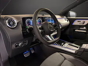 MERCEDES-BENZ GLA 200 Night Star