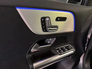 MERCEDES-BENZ GLA 200 Night Star