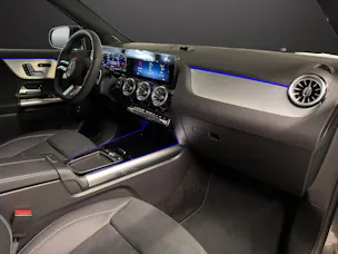 MERCEDES-BENZ GLA 200 Night Star
