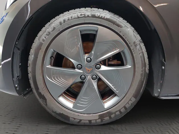 CUPRA Born 58 kWh