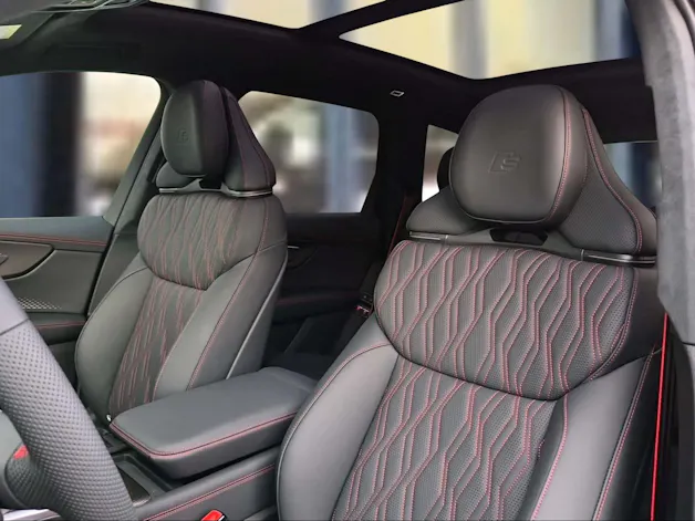 AUDI Q7 SUV TDI quattro 220 kW Mythosschwarz Metallic