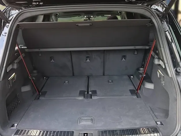AUDI Q7 SUV TDI quattro 220 kW Mythosschwarz Metallic