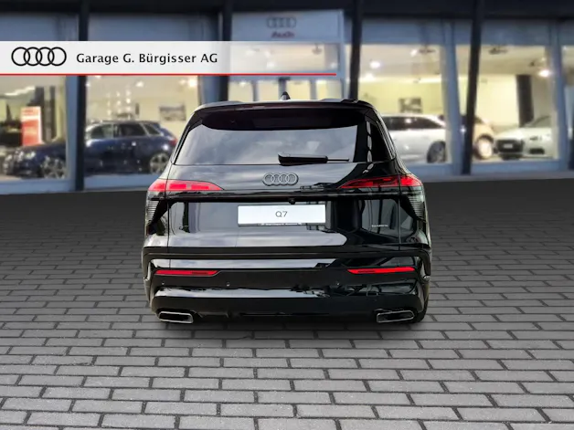 AUDI Q7 SUV TDI quattro 220 kW Mythosschwarz Metallic