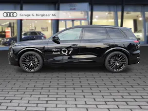AUDI Q7 SUV TDI quattro 220 kW Mythosschwarz Metallic