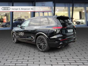 AUDI Q7 SUV TDI quattro 220 kW Mythosschwarz Metallic