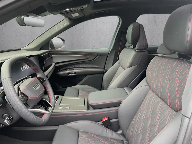 AUDI Q7 SUV TDI quattro 220 kW
