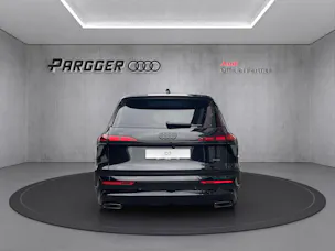 AUDI Q7 SUV TDI quattro 220 kW