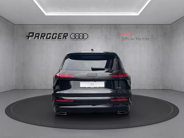 AUDI Q7 SUV TDI quattro 220 kW