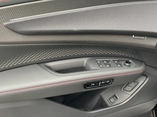 AUDI Q7 SUV TDI quattro 220 kW