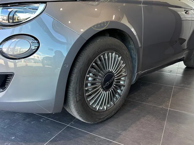FIAT 500 electric 87 kW Passion
