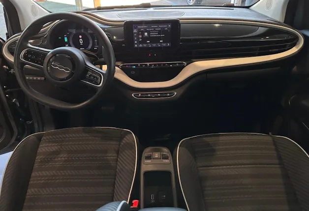 FIAT 500 electric 87 kW Passion