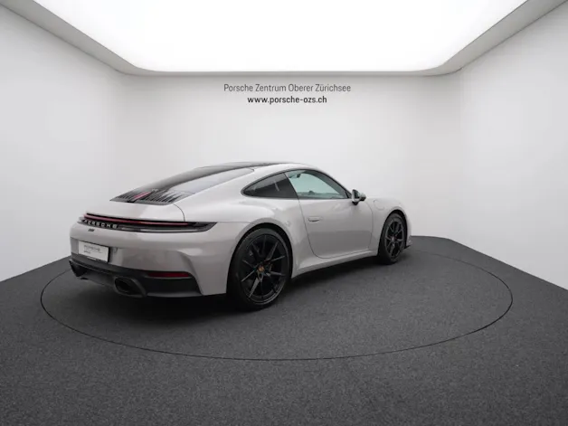 PORSCHE 911 Carrera