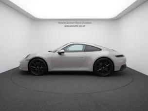 PORSCHE 911 Carrera