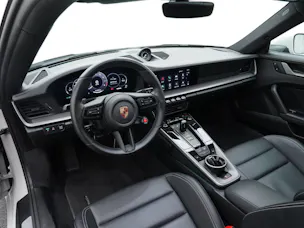 PORSCHE 911 Carrera