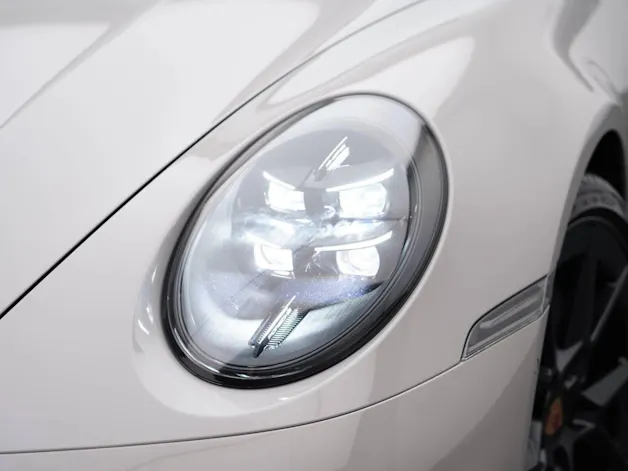 PORSCHE 911 Carrera