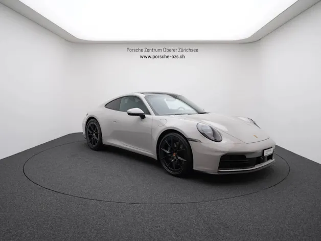 PORSCHE 911 Carrera