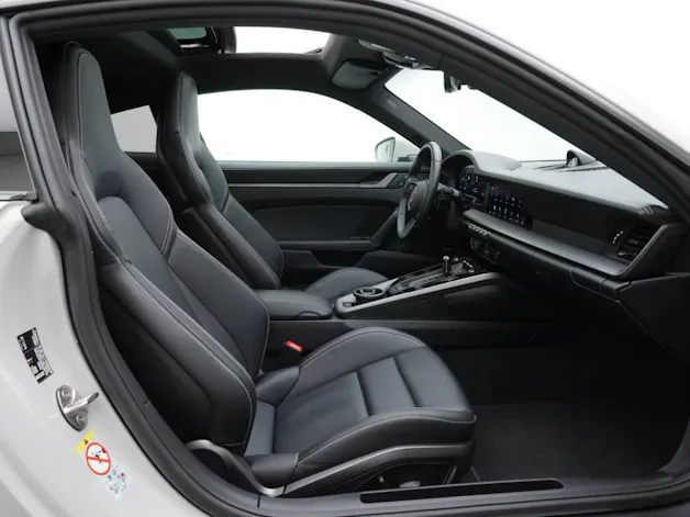 PORSCHE 911 Carrera