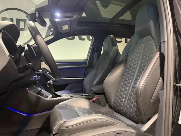 AUDI RS Q3 2.5 TFSI quattro S tronic