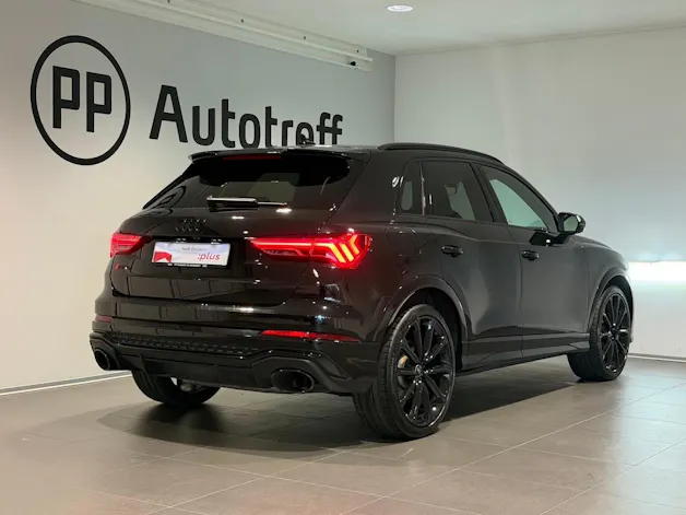 AUDI RS Q3 2.5 TFSI quattro S tronic