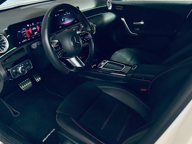 MERCEDES-BENZ A 250 4Matic AMG Line 4Matic 7G-DCT