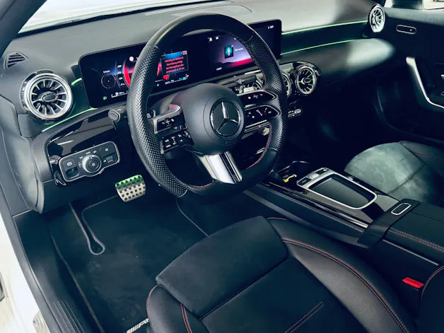 MERCEDES-BENZ A 250 4Matic AMG Line 4Matic 7G-DCT