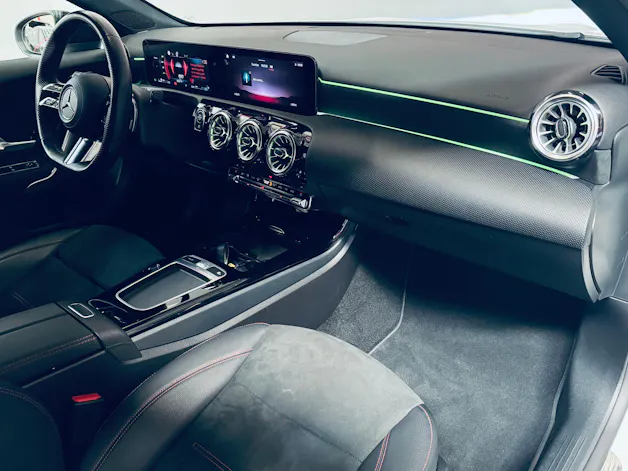MERCEDES-BENZ A 250 4Matic AMG Line 4Matic 7G-DCT