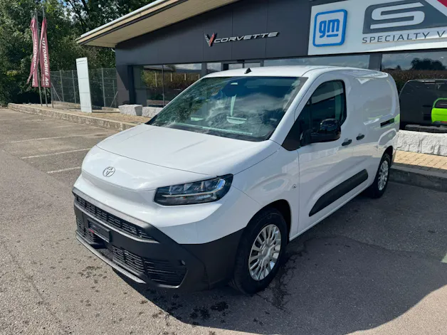 Toyota Proace City Van EV 50 kWh Advanced Medium