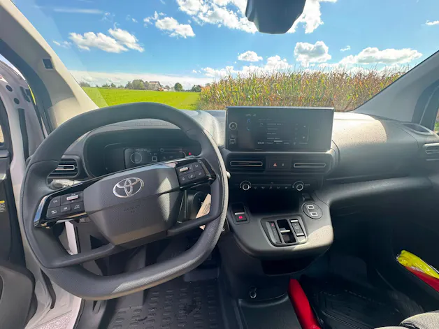 Toyota Proace City Van EV 50 kWh Advanced Medium