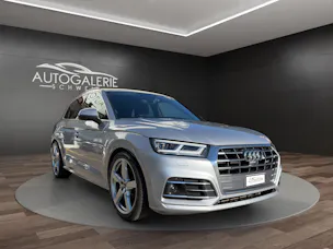 AUDI Q5 45 TFSI sport quattro | S-Line | Pano | Luftfed. | AHK | Memory | HeadUp | 21" | Assistanzsysteme |