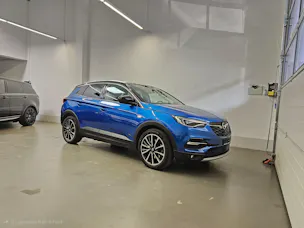 OPEL Grandland X 1.6 Hybrid4 Ultimate Automatik