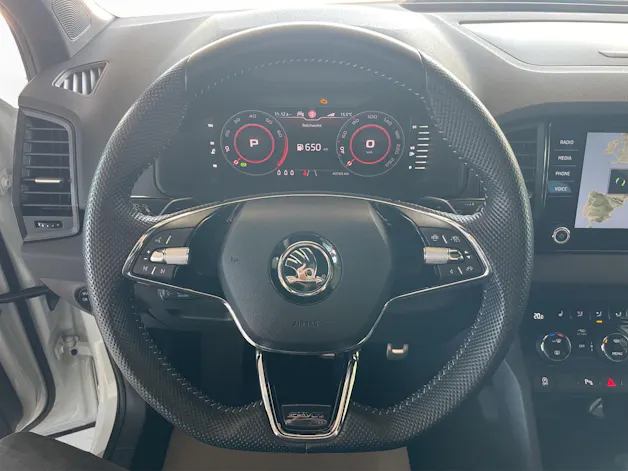 SKODA Karoq 2.0 TSI SportLine 4x4 DSG