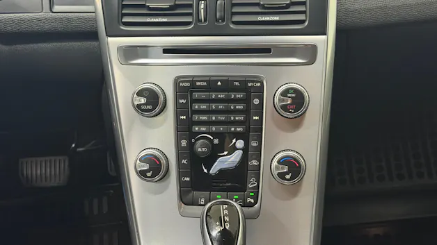 VOLVO XC60 D4 AWD Executive Geartronic