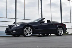 MERCEDES-BENZ SL 500 7G-TRONIC AMG SPORT l 388 PS