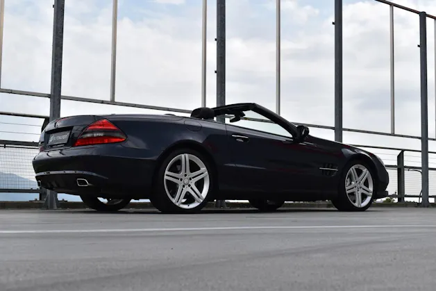 MERCEDES-BENZ SL 500 7G-TRONIC AMG SPORT l 388 PS