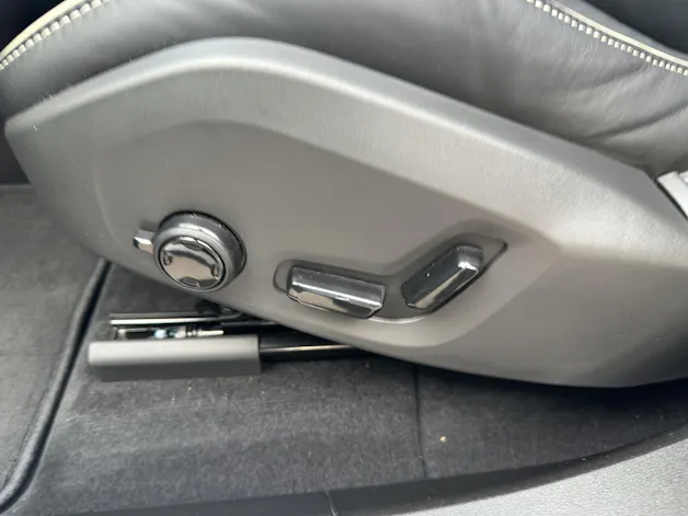 VOLVO XC60 T6 eAWD PluginHybrid Plus Black Edition Geartronic