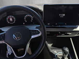 VW Golf 1.5 TSI Basis