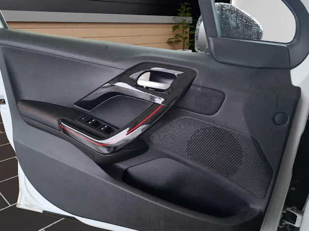 PEUGEOT 2008 1.2 PureTech Active